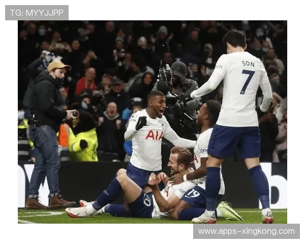 凯恩抢点轻推差点改写比分:一场在屏幕与心跳之间的体育软文