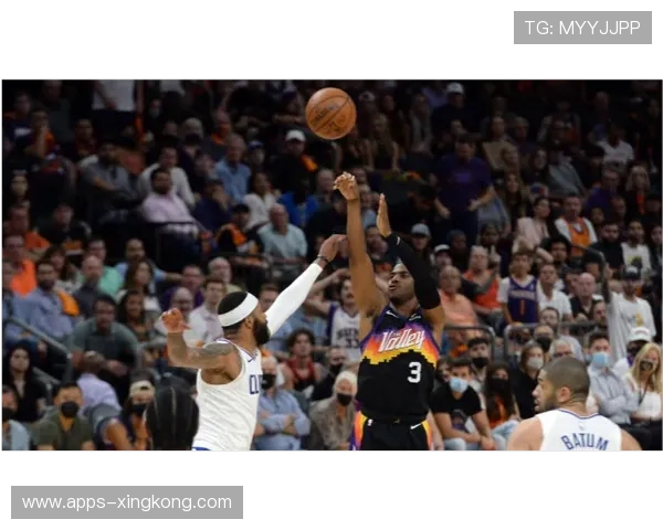 乔治外线中距离还击,洛杉矶反击奏效